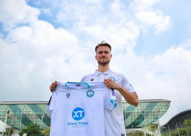 Minh họa các bước đăng ký tài khoản Helo888 chi tiết, bao gồm điền thông tin và xác nhận, trên nền tảng trực tuyến, giúp người dùng dễ dàng tạo tài khoản